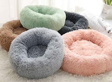 Cama redonda de felpa para perros pequeños y cachorros